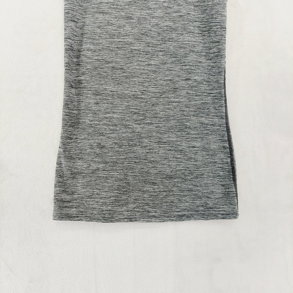 The North Face Gray Athleisure Yoga Tank Top P6419 - Picture 4 of 7